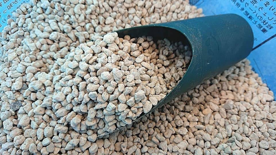 Japanese Hyuga Pumice for Orchid & Bonsai Tree Soil Mix - Small Grain (3 mm~6 mm) 18 Litres - Bonsai Gifts Nursery